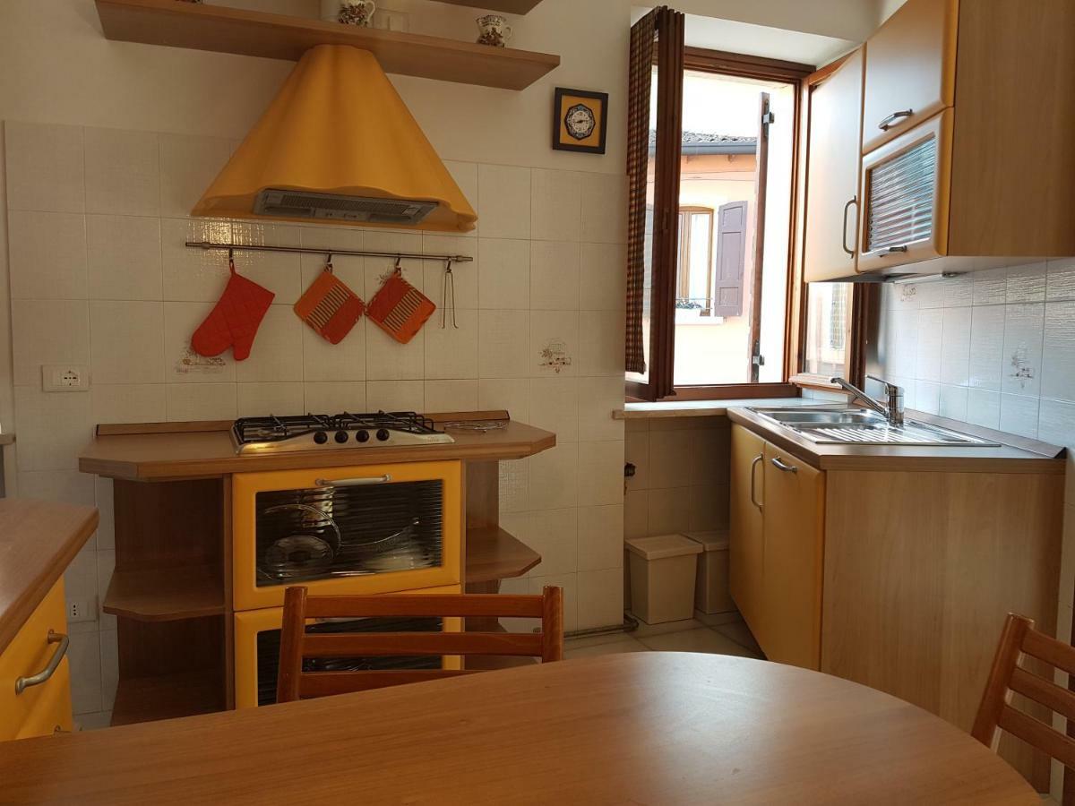 Moro Dal Castel - Appartamento Al Castel كاستلْنْيوفو ديل غارد المظهر الخارجي الصورة